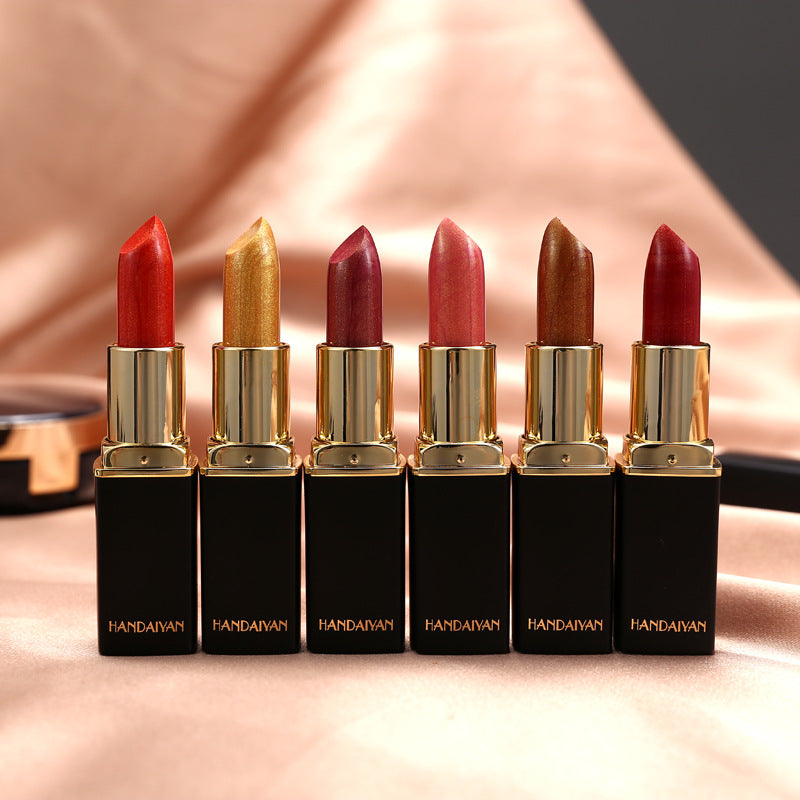 Maison Éloire Radiant Metallic Lipstick – productfoto